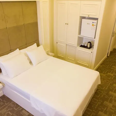 Ulupark Hotel 2*