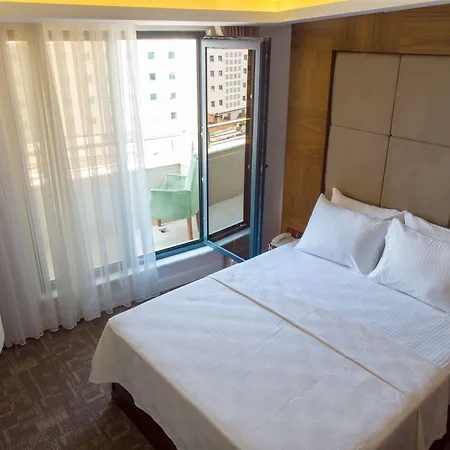 Hotel Ulupark 2*