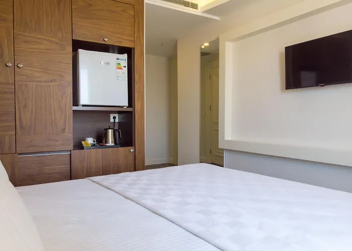 Ξενοδοχείο Ulupark 2*